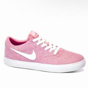 Nike SB Check Solar in PINK